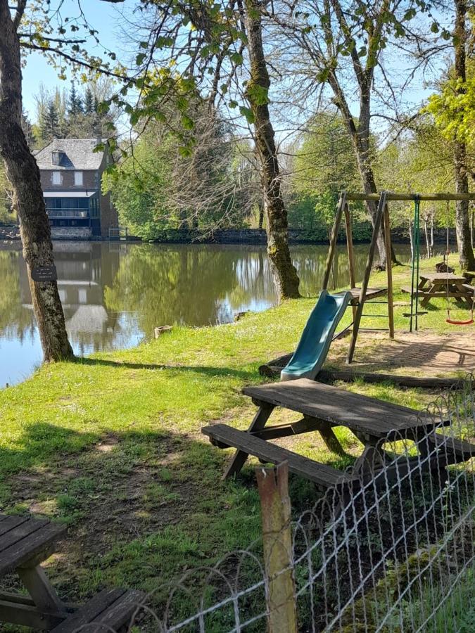 فندق Relais Du Bois Du Four Saint-Léons المظهر الخارجي الصورة